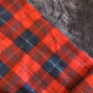 NEW w/ tags Old Navy Plaid Infinity Scarf